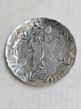 Handmade Wendell August Forge Butterfly Daisy 3.5 In Metal‎ Gift Trinket Tray